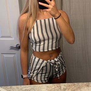 Kendall and Kylie striped set